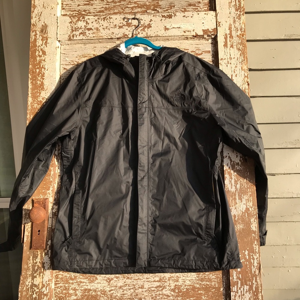 Men’s The North Face rain jacket
